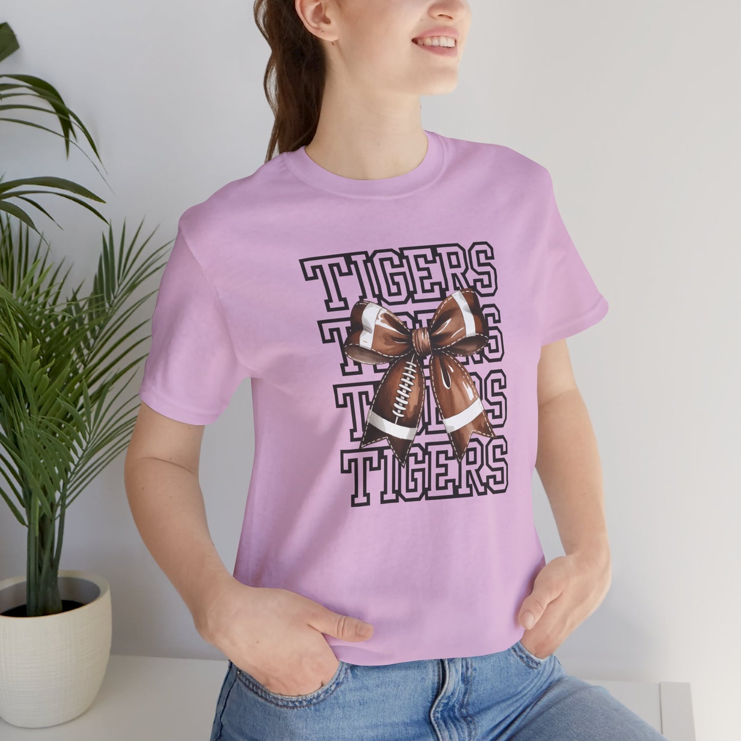T-shirt with Tigers Football Design, Perfect for Game Day, LSU
