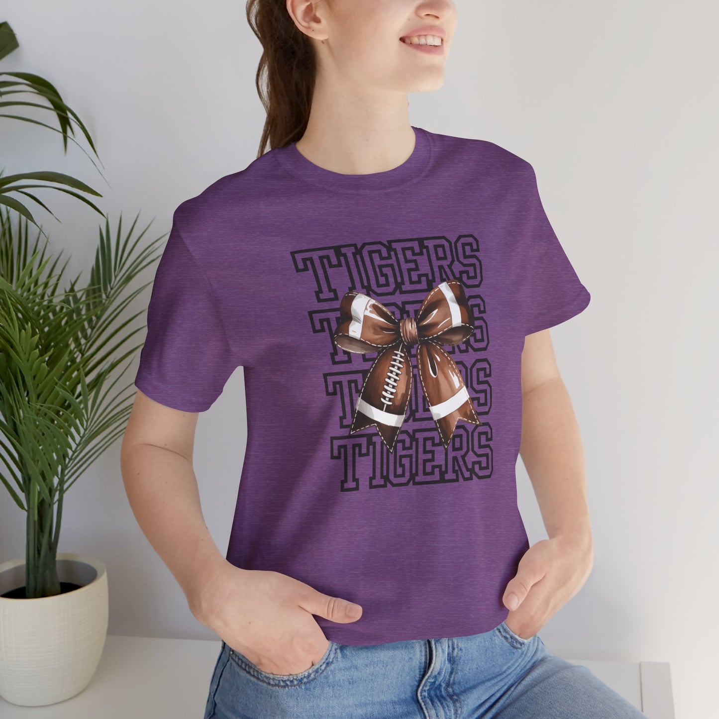 T-shirt with Tigers Football Design, Perfect for Game Day, LSU