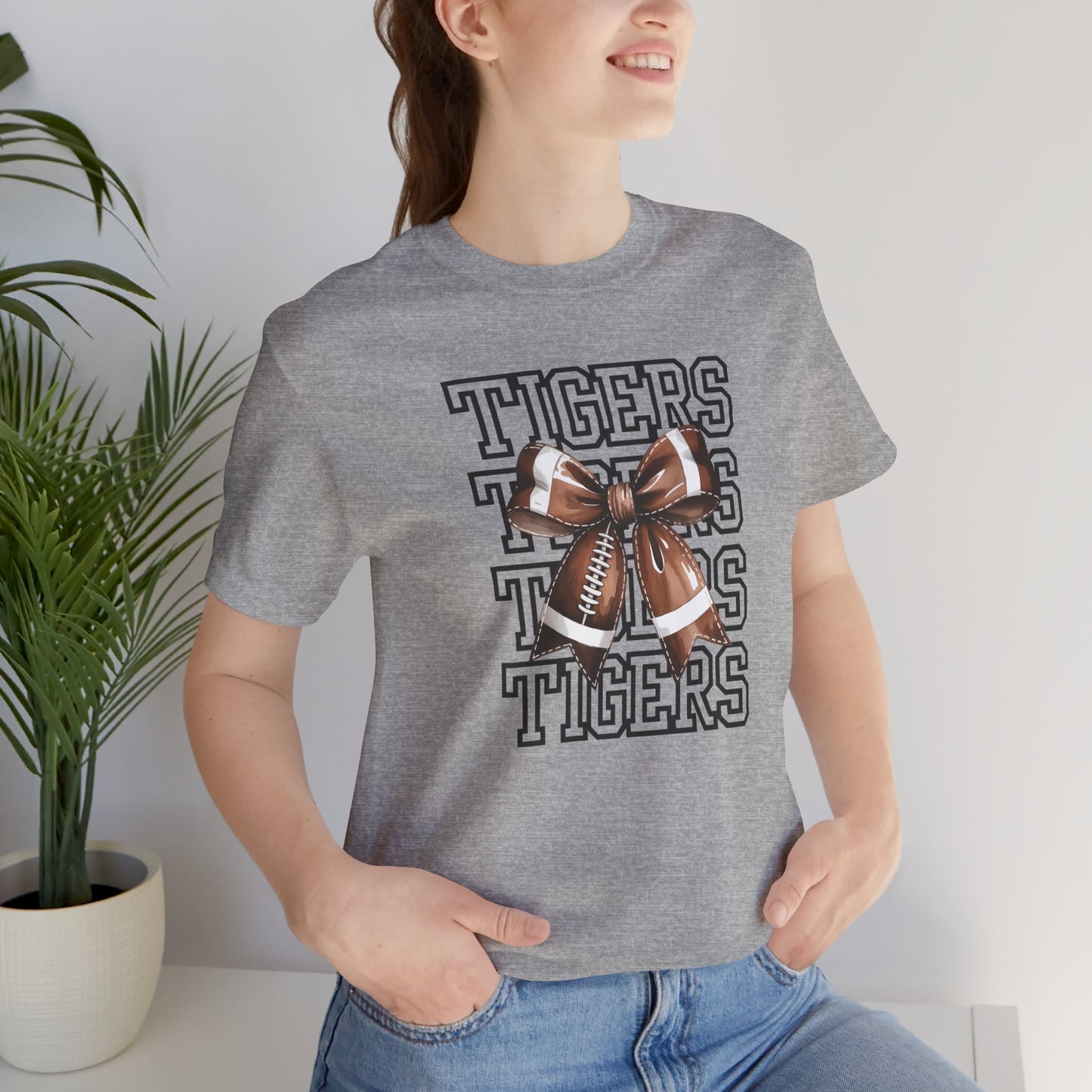 T-shirt with Tigers Football Design, Perfect for Game Day, LSU