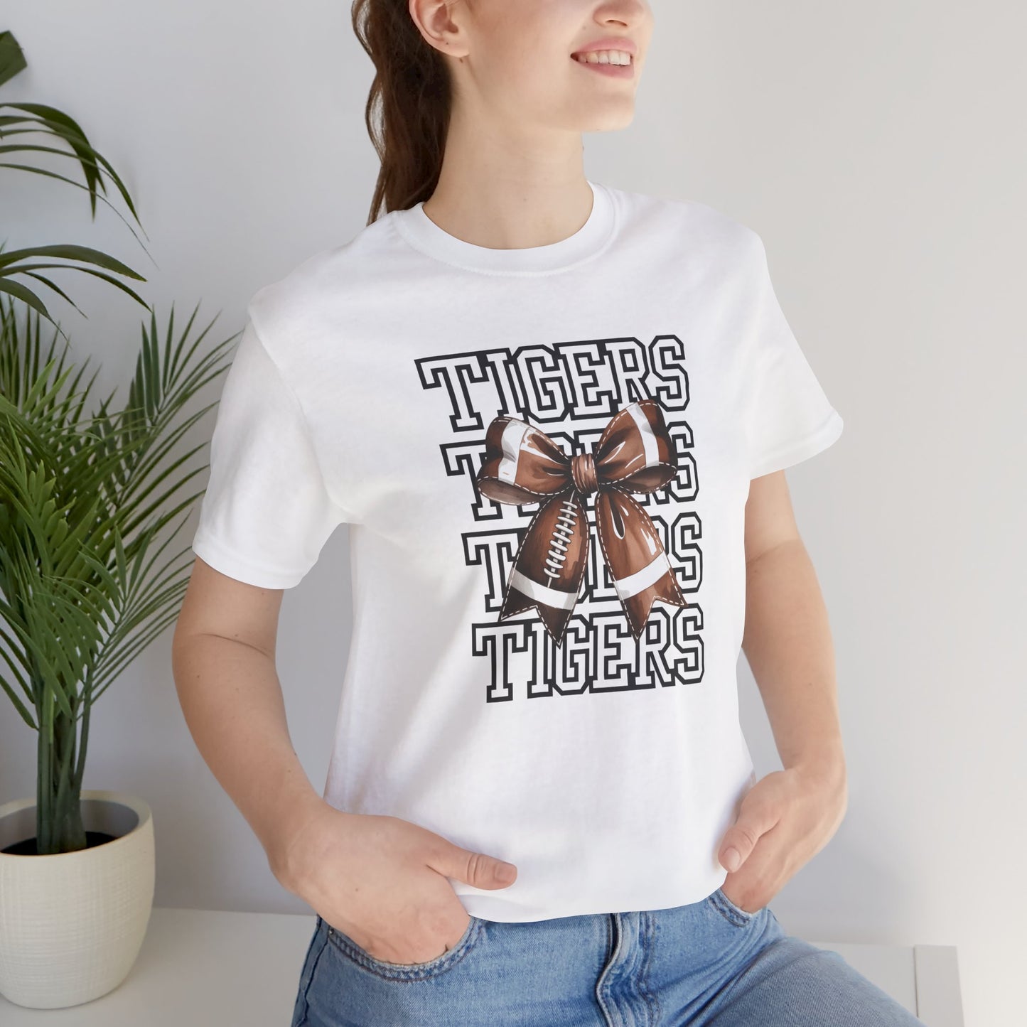 T-shirt with Tigers Football Design, Perfect for Game Day, LSU
